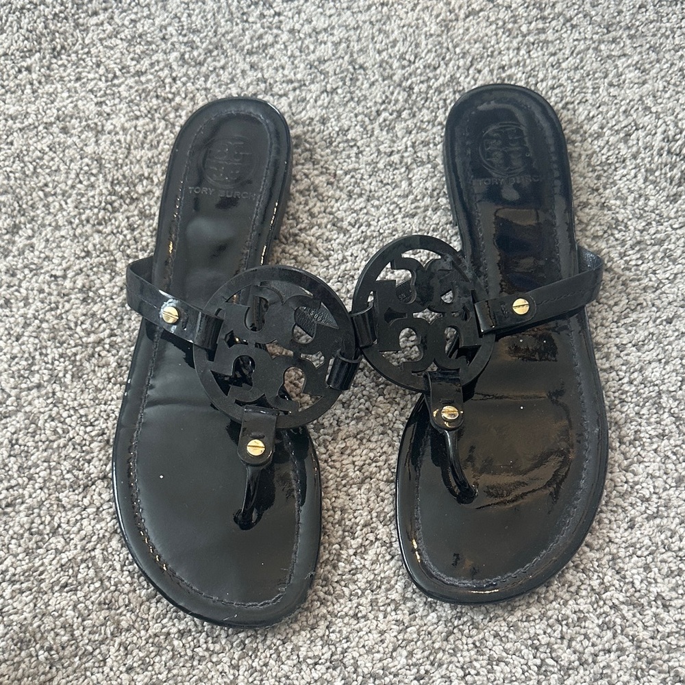 Tory Burch Black Patent Miller Logo Thong Sandals